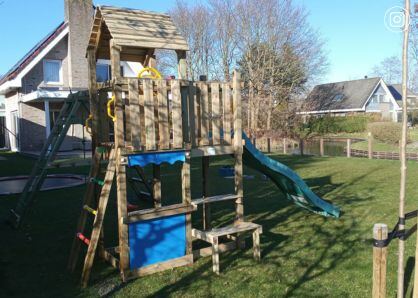 Jungle Gym Speeltoestel met Picnicktafel